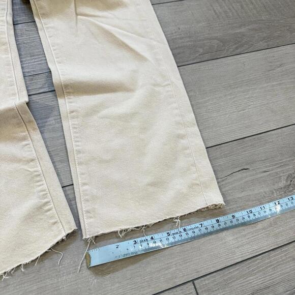 BDG Cowboy Jean Straight Leg Off White Denim Pants Women’s 32x30 Raw Hem Relax - Picture 11 of 11